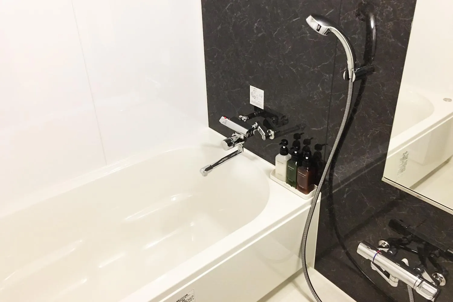Hotel Lantana Osaka - Vacation Stay 44970V 4*,
